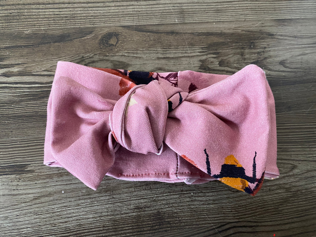 Pink bees Bow