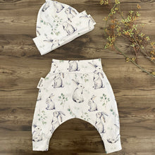 Load image into Gallery viewer, Palmer Rabbit pant set
